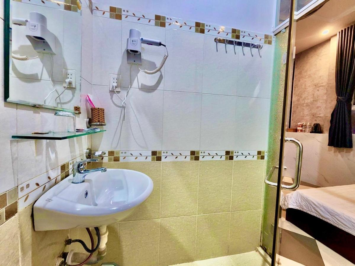 Mes Hotel - Ngay Ben Ninh Kieu Кантхо Экстерьер фото