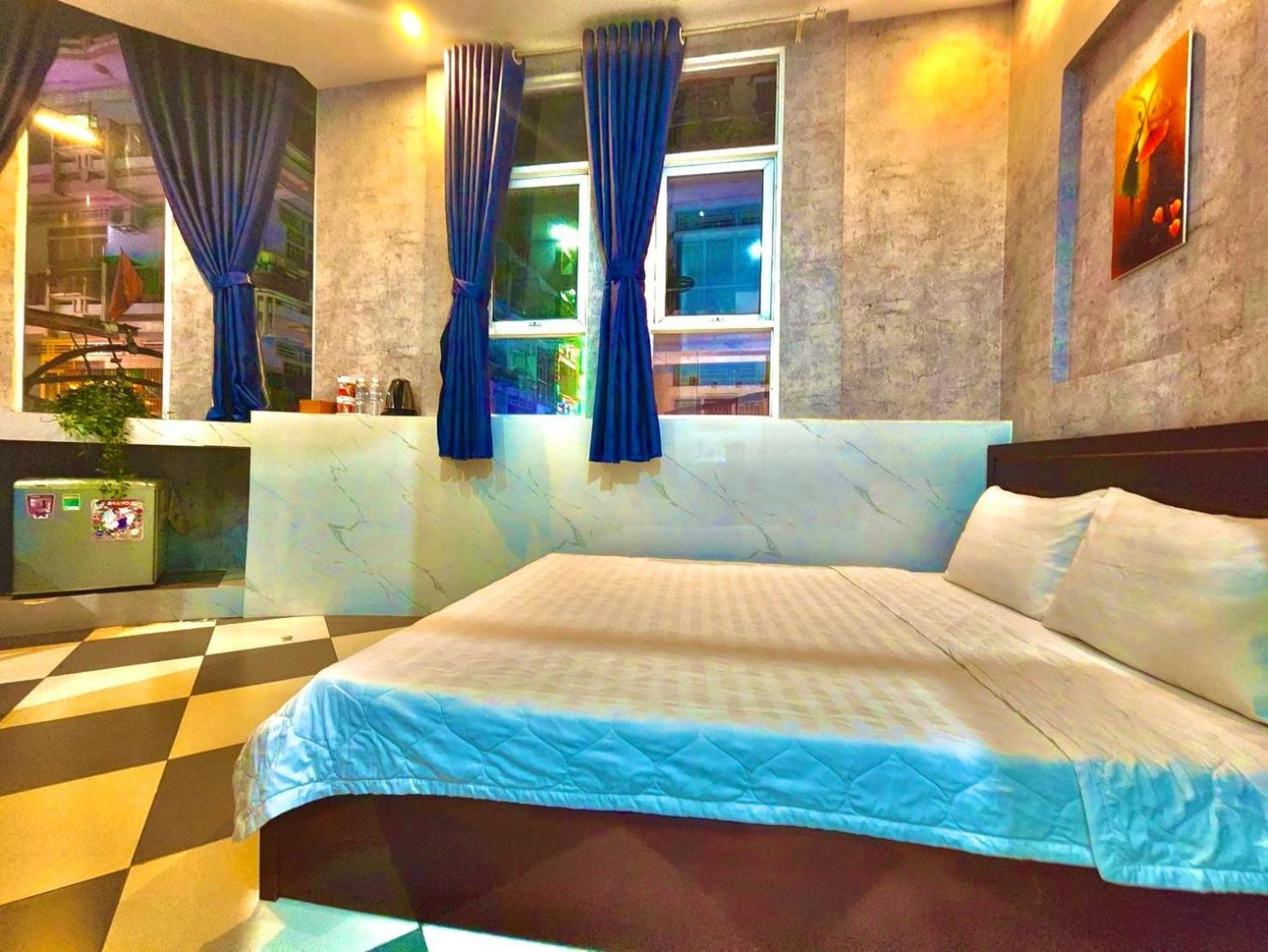 Mes Hotel - Ngay Ben Ninh Kieu Кантхо Экстерьер фото