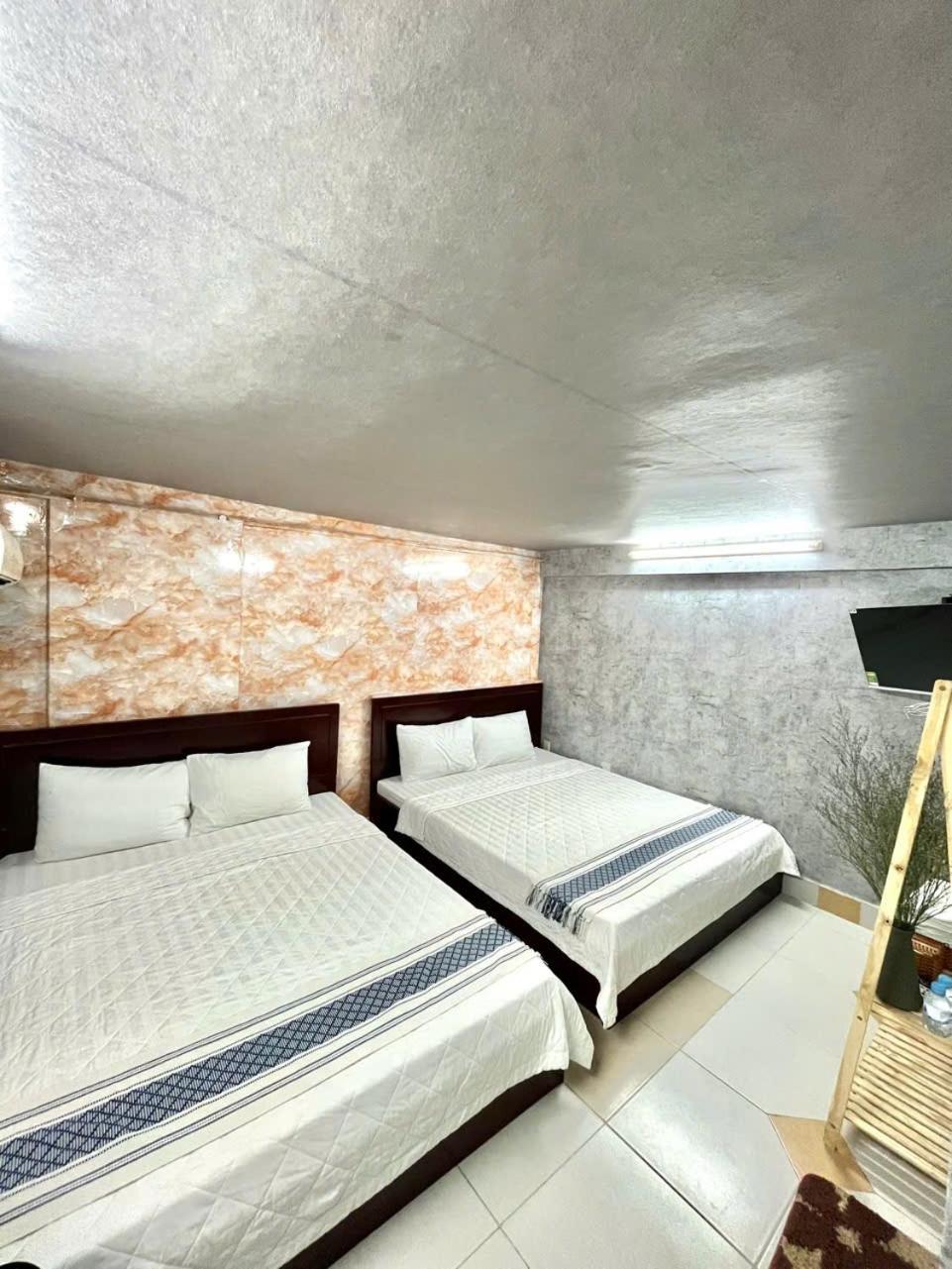 Mes Hotel - Ngay Ben Ninh Kieu Кантхо Экстерьер фото